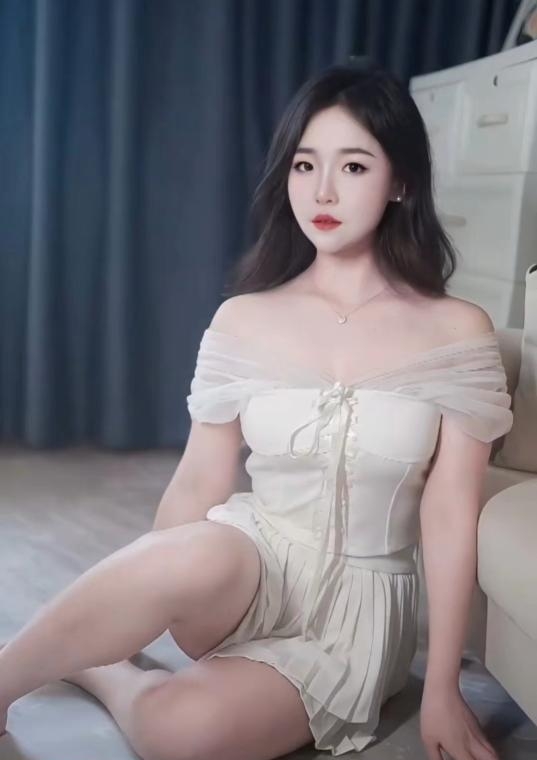 妙龄微胖小妹