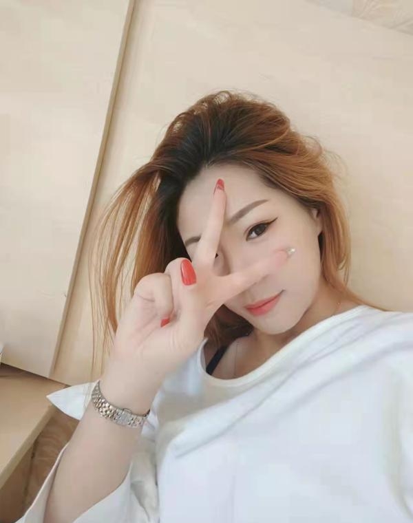 妩媚型美女