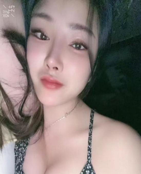 妩媚小少妇蔷薇