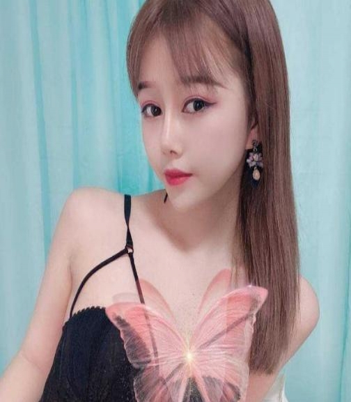 娇小清纯妹子