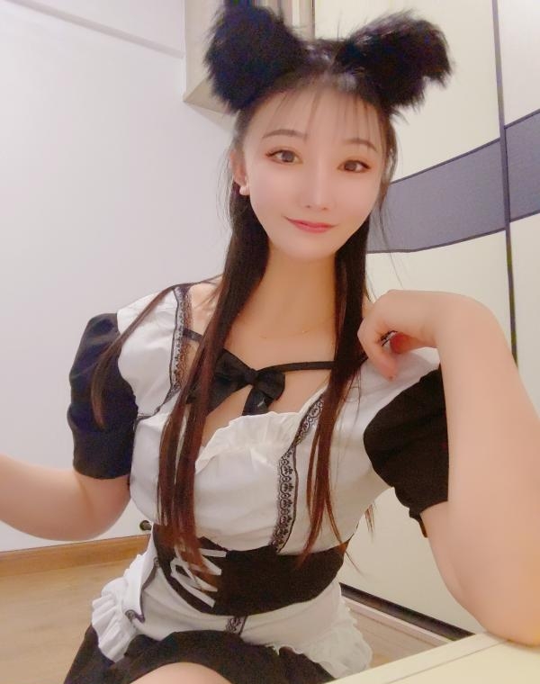 娇滴滴的小软妹