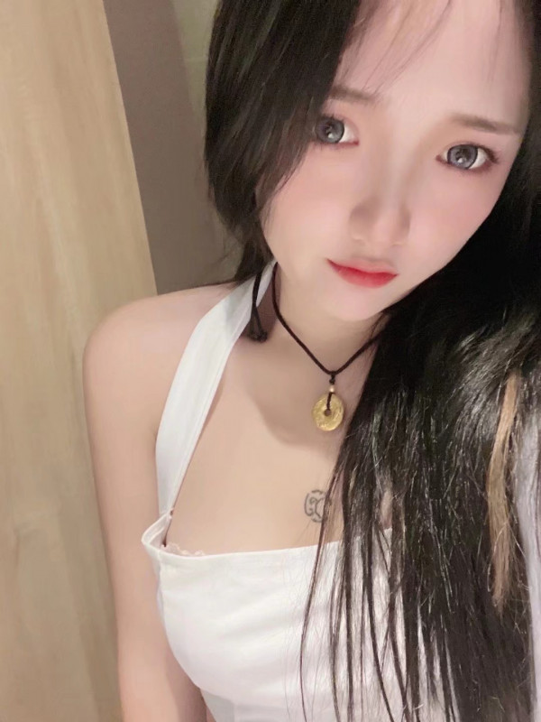 嫩的出水的嫩妹