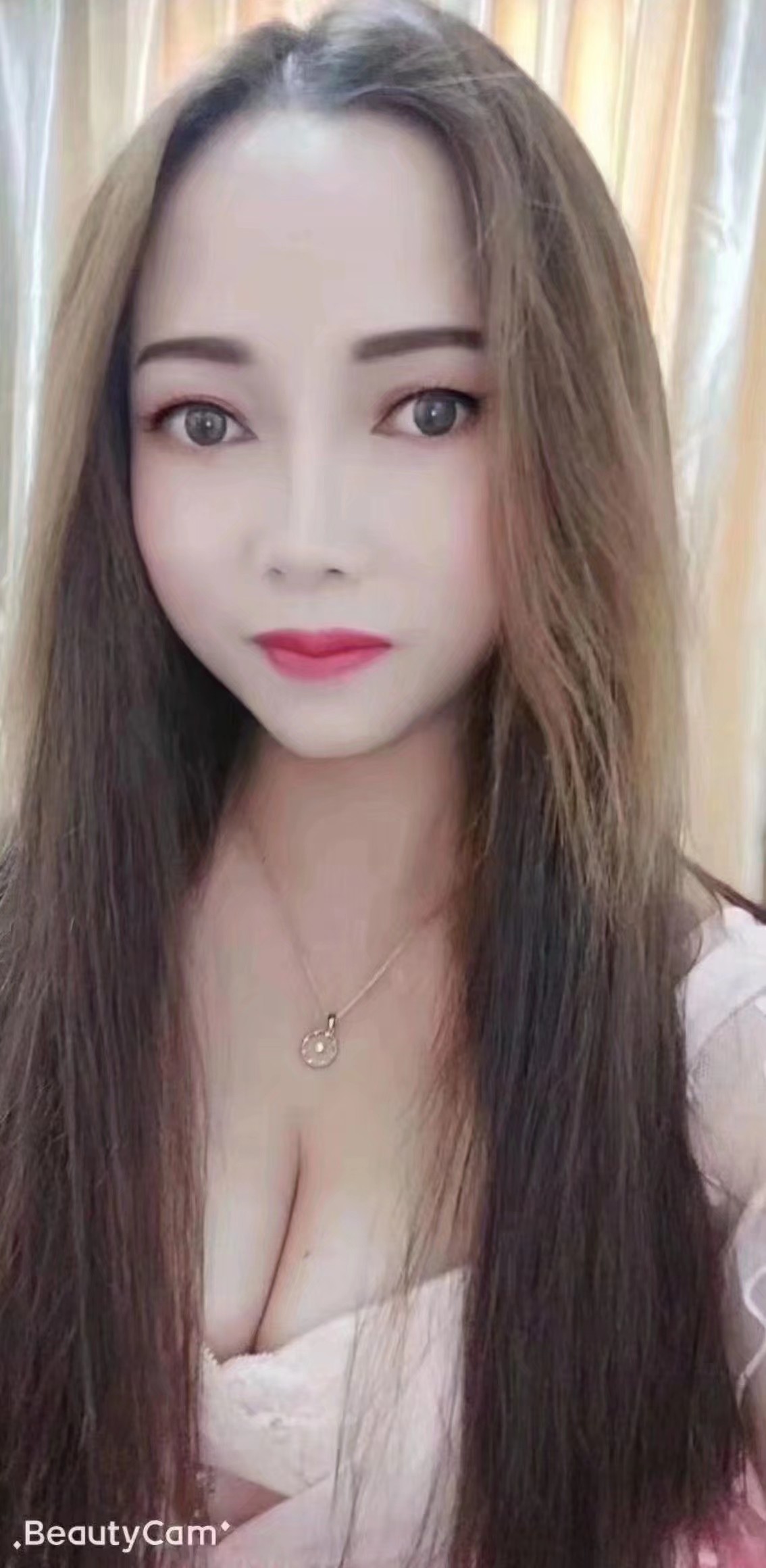 宝山服务系小姐姐