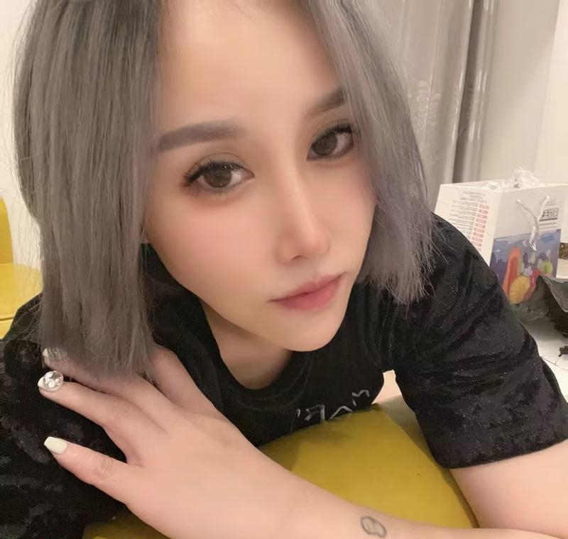 实惠小少妇