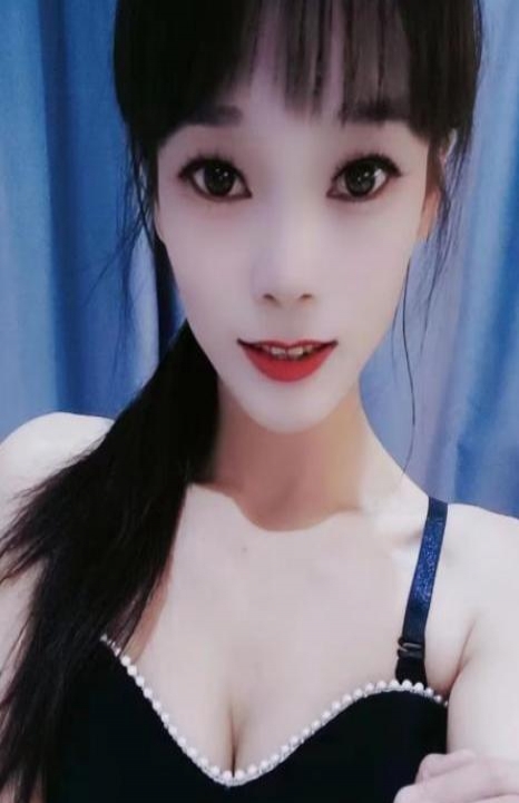 小伊