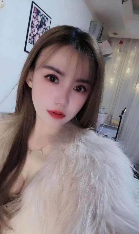 小巧玲珑艾米