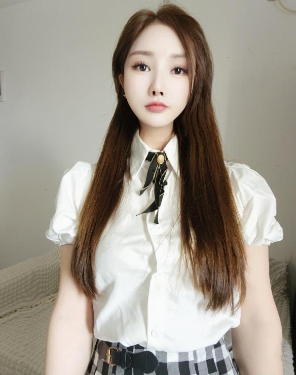 小腰精MoMo磨啪