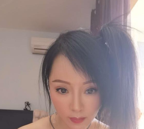 少妇胸大水多水墨拉丝