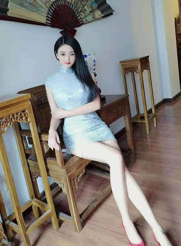 少数民族巨乳少妇佳佳
