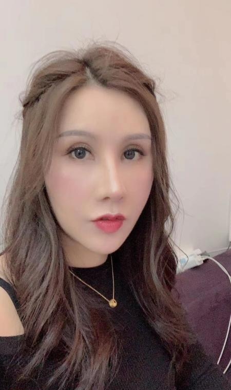 少数民族水磨妹子
