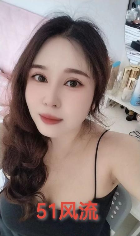 岛内少妇风韵犹存