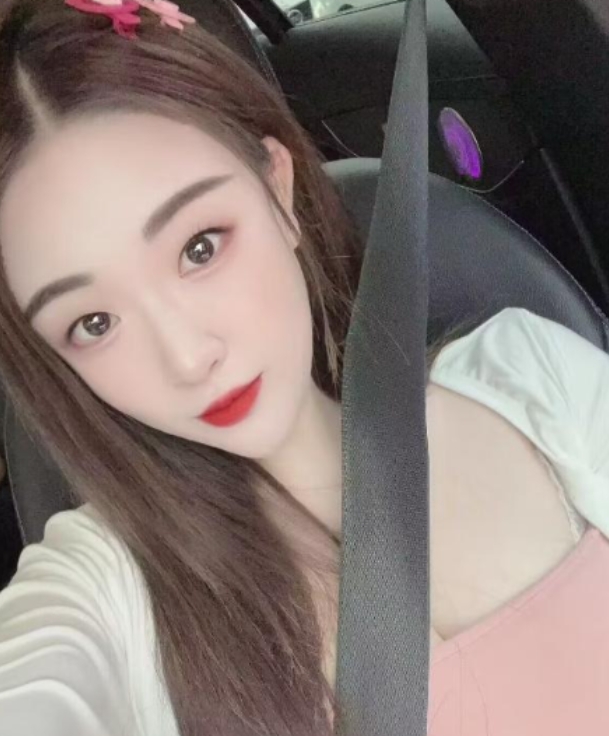 巨乳微胖坂田潇雅