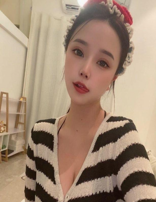 巨乳骚妹妹