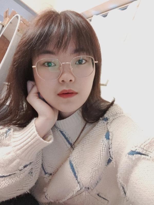布吉眼镜妹