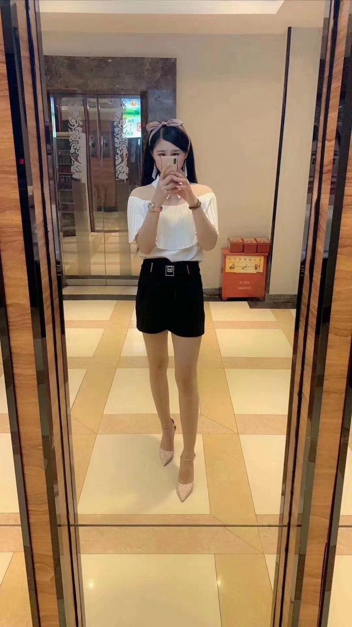 年纪小温柔梦琪