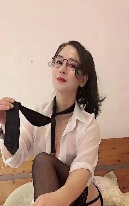 建邺性感小荡妇