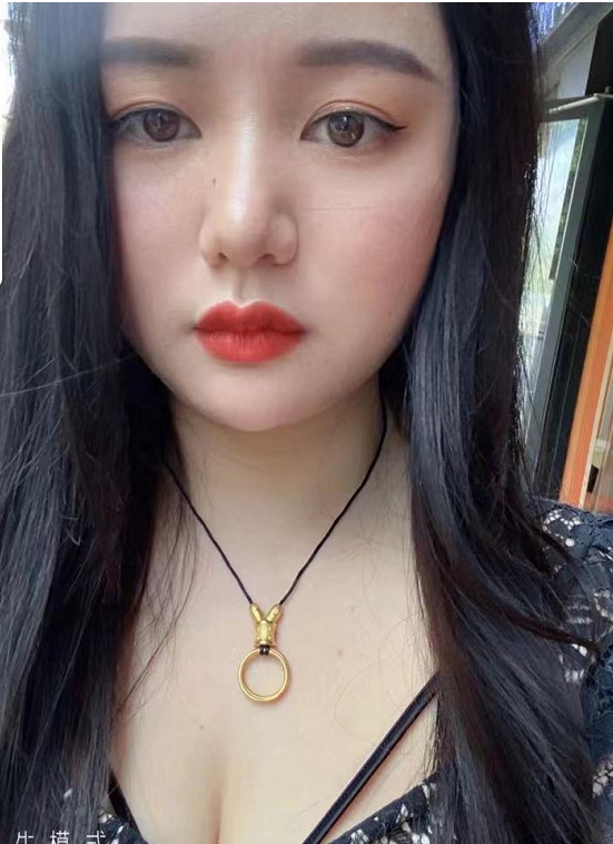 张家港大胸妹子