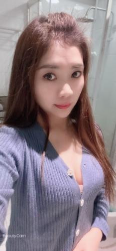 很有感觉的少妇