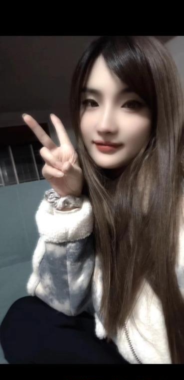 徐汇露露老师