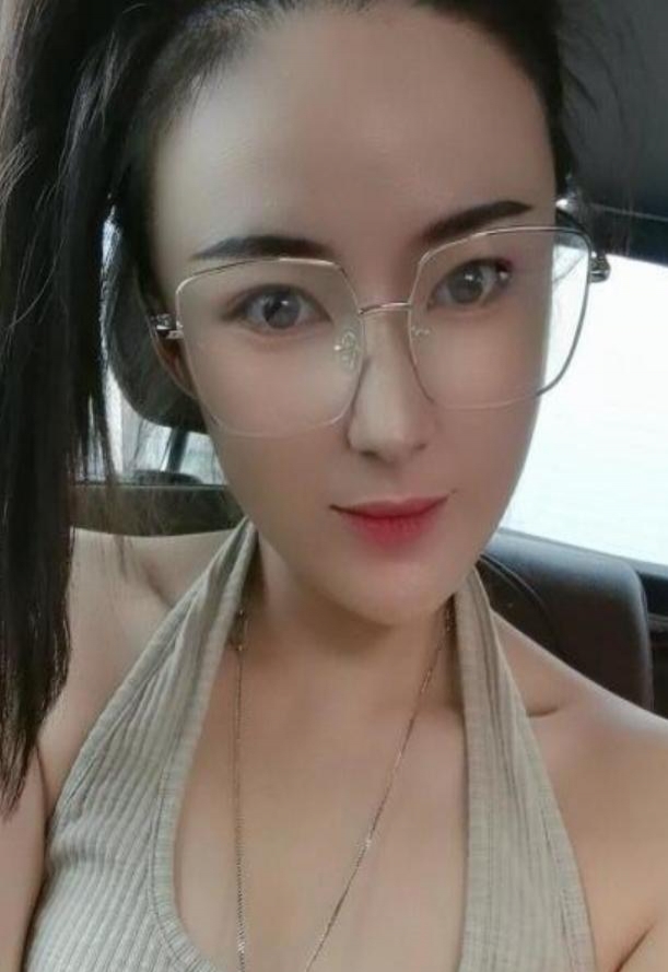 御姐型好身材美妞