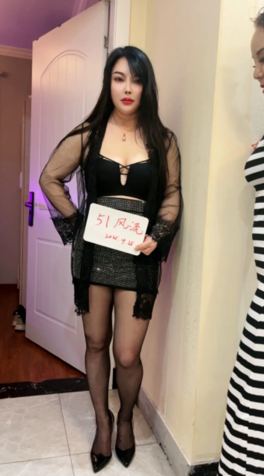 性价比双飞少妇和熟女