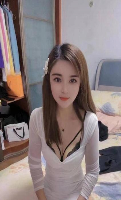 性价比高小姐姐
