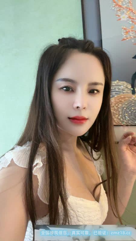 性感少妇诺兰