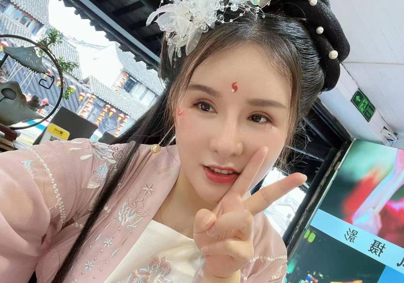 拱墅C杯妮妮