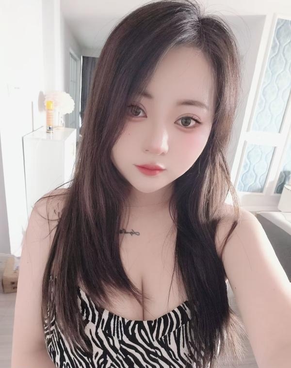 拱墅童颜巨乳小轩