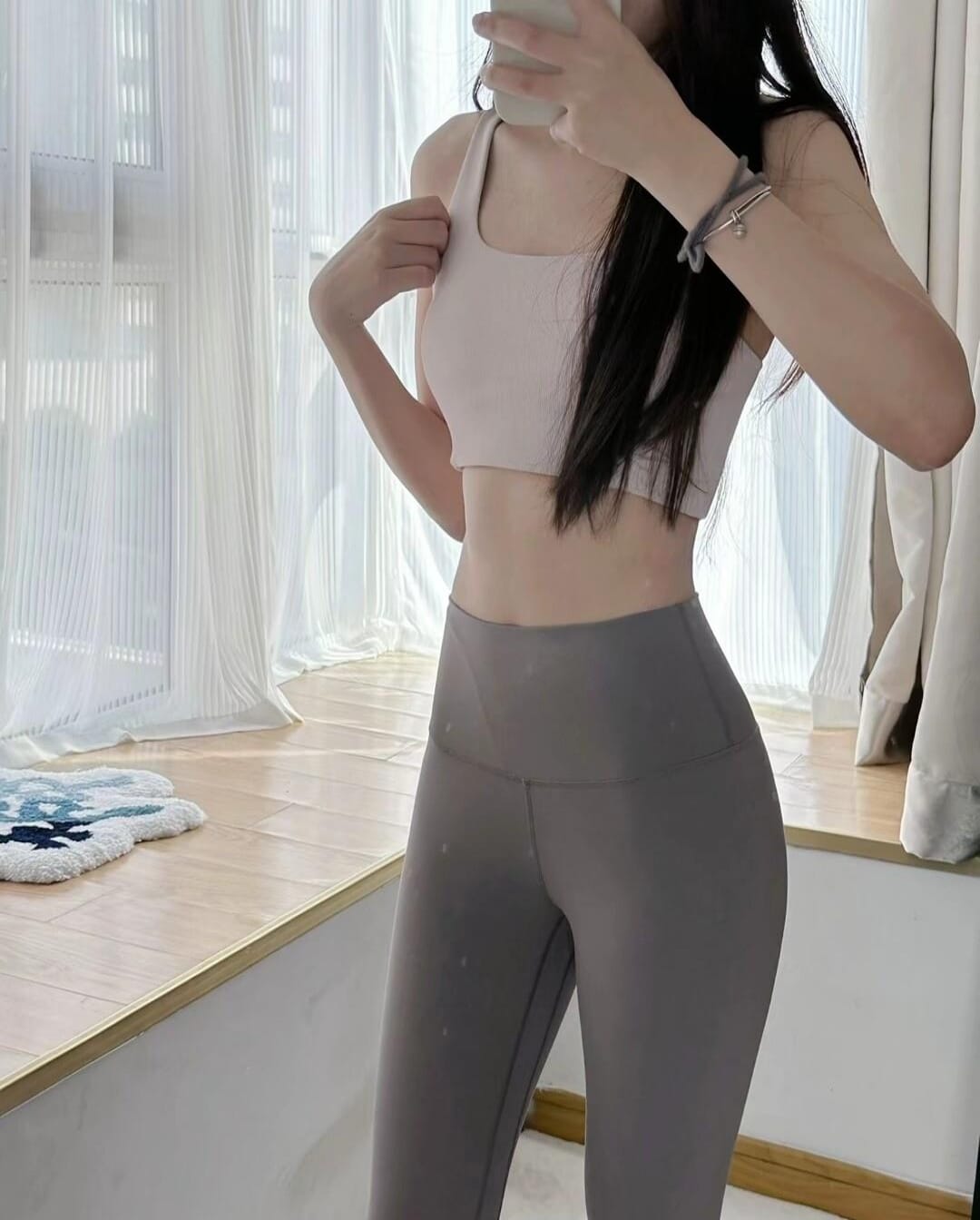 新下海模特妹雪儿