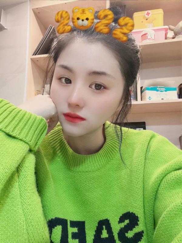 新人李安然