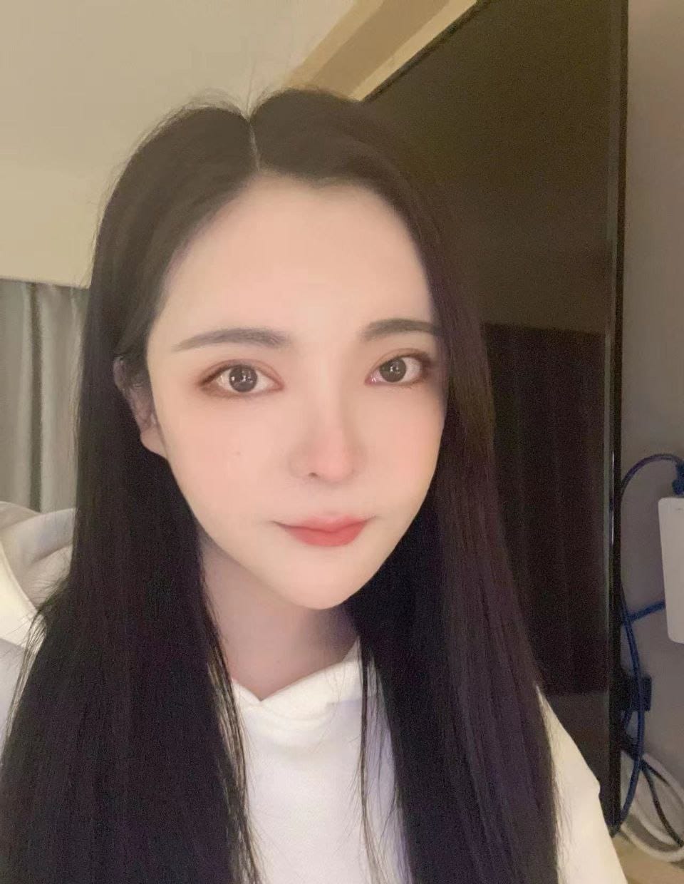新吴宝龙00后