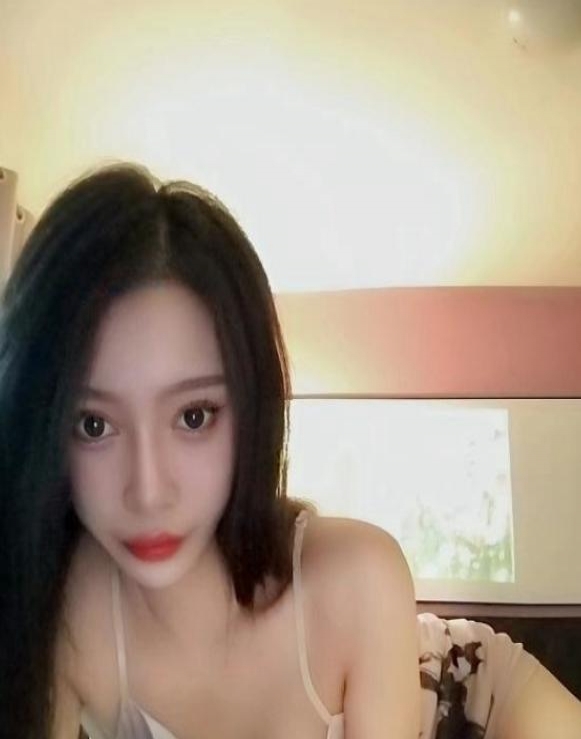 新街口性感气质少妇