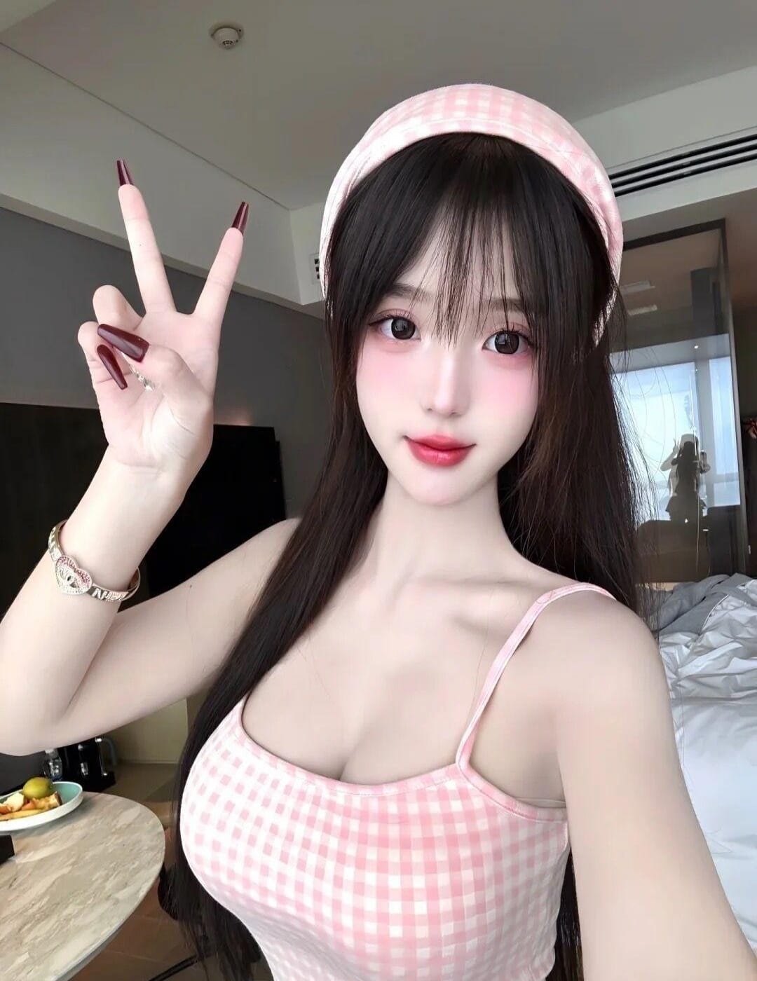 时尚大胸小妹特有情调