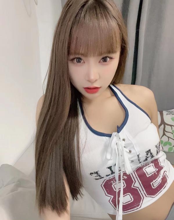 服务型小姐姐