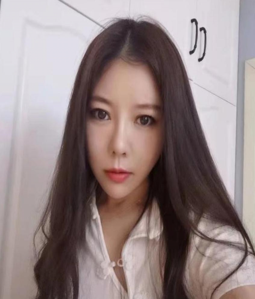 服务控美腿少妇