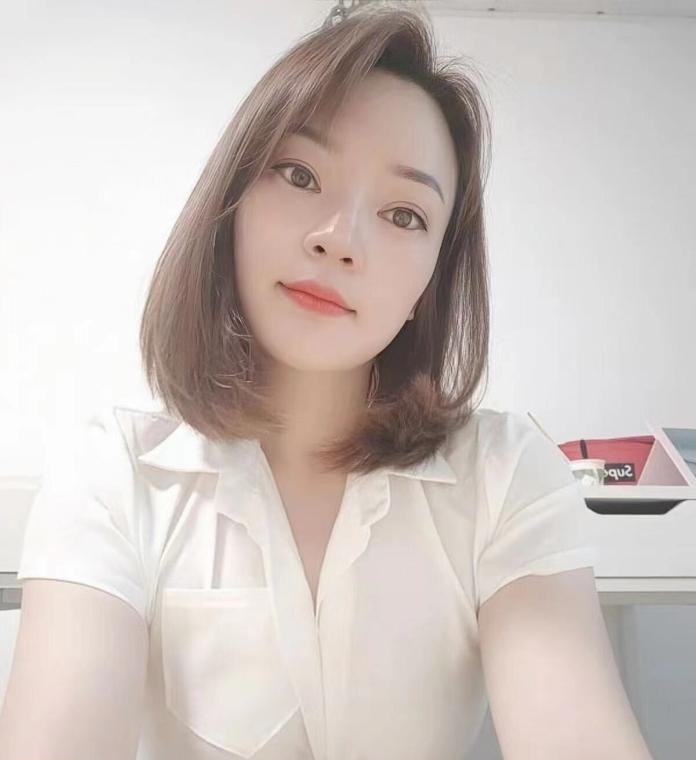 服务系大胸莹莹