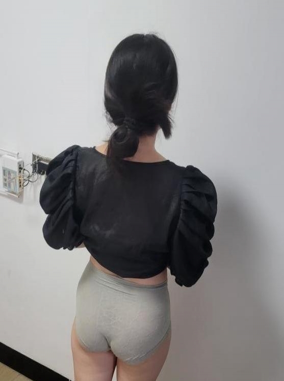 服务系的安瑶