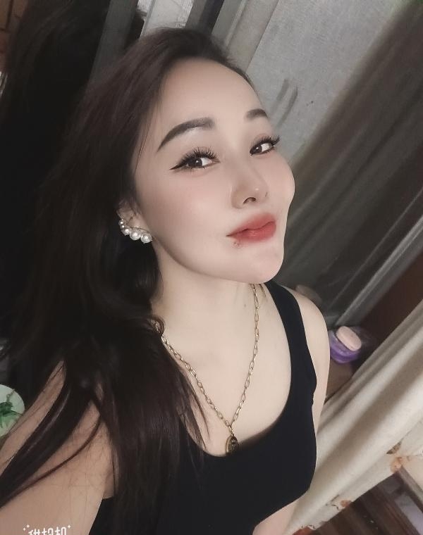 服务系风骚少妇爽记