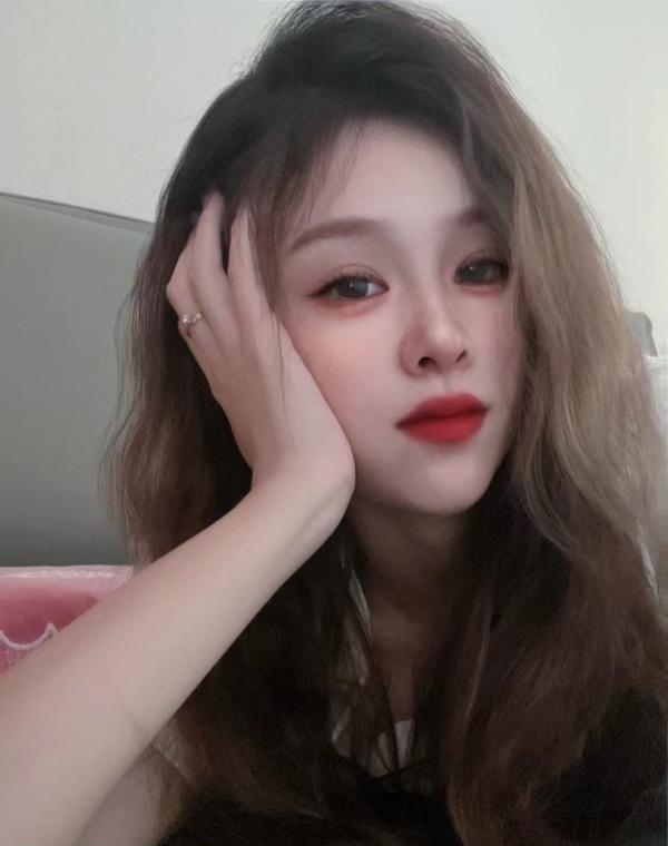 杭州东站颜值妹子
