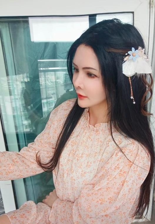 杭州混血美女曼妮