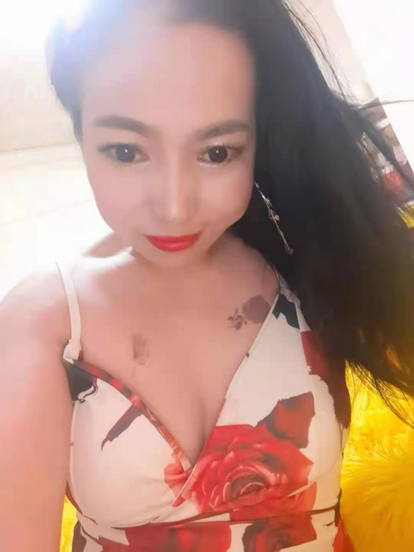 松江大奶熟女