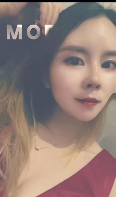 松江特服婉儿