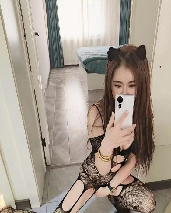 柔情似水波波