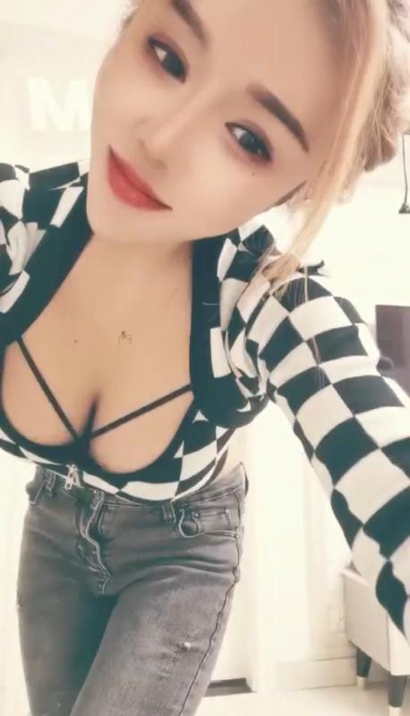 栖霞大奶