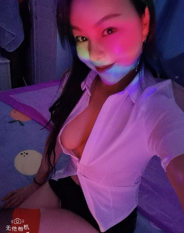 桃园地铁环保御姐丝足