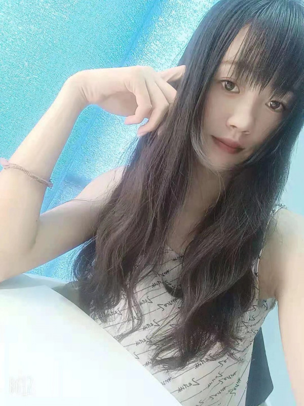 梓晨175大长腿