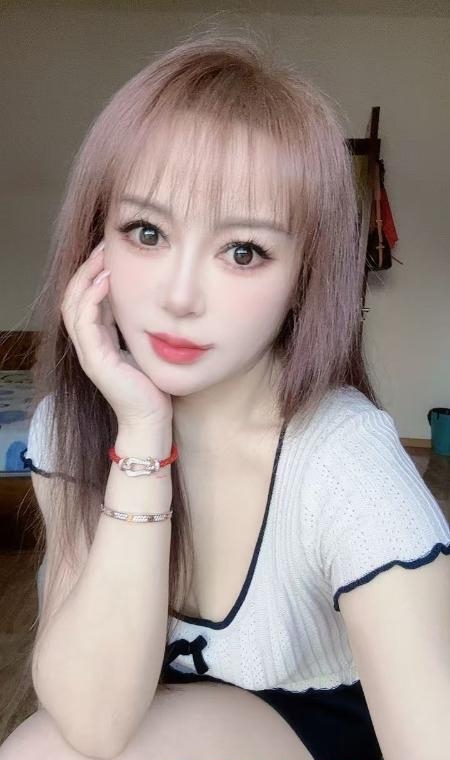 武侯妩媚女人媚儿