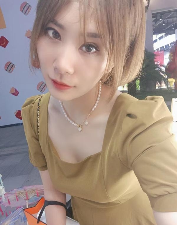 武汉初心小姐姐