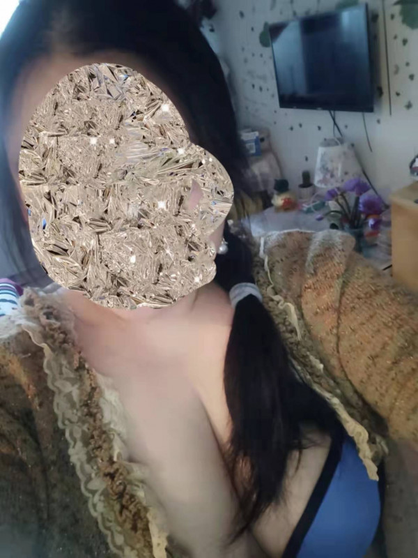 武汉南湖丰满少妇